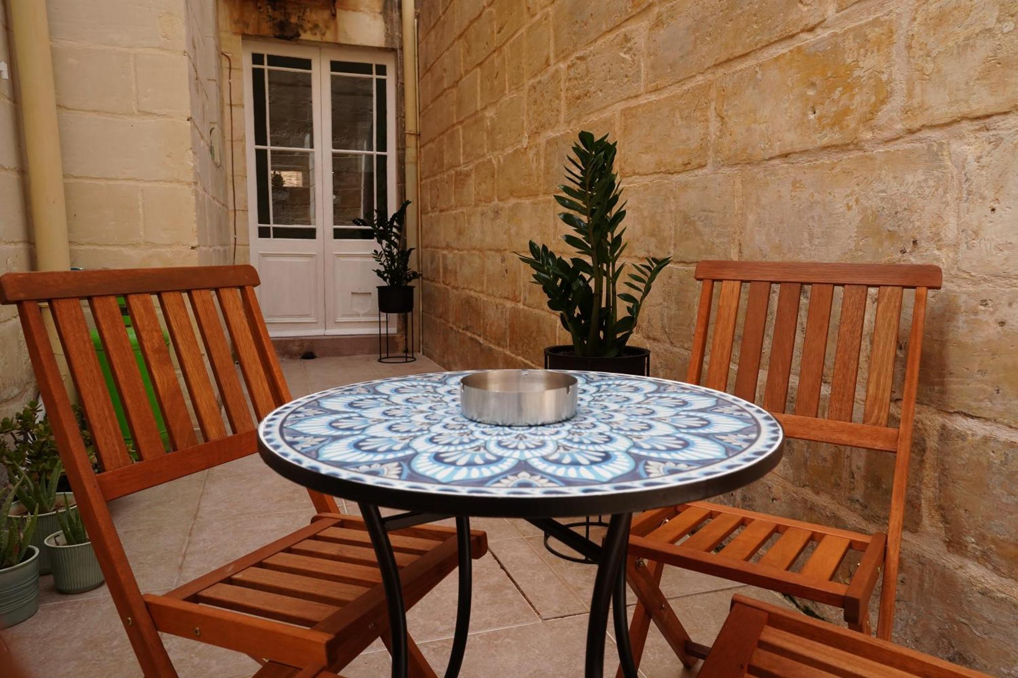 Villa Number10 à Sliema Extérieur photo